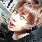 ������Ψ���ɰ�����ͷ��_��ɫ��ͷ��ʱ�е��۾��Ե����Ǹ�����