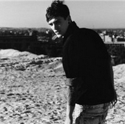 �������ڰ�ŷ������ͷ��_û������ɫ���ǵ��˸�չ¶����