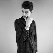 �������ڰ�ŷ������ͷ��_û������ɫ���ǵ��˸�չ¶����