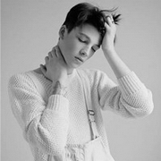 �������ڰ�ŷ������ͷ��_û������ɫ���ǵ��˸�չ¶����