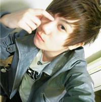 ����������ͷ��һ��һ�ң��������Ӱ������ȥ