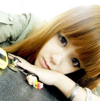 ���˱˴˵�����QQ����ͷ��һ��һŮ������ֻ������Ķ���