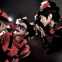 ��ϣ���İ�������ͷ��һ��һ�ң����㹲�����˰�ͷ