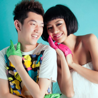 ������QQ����ͷ�� һ��һŮ������ֻ�а�����ȥ������