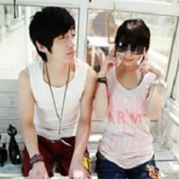 ��Ȼ������QQ����ͷ��һ�ԣ����Ͻ����˴˸���ϧ