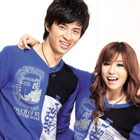 �������ص�QQͷ�����£������˼������Զ�����ź���