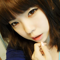 �������ص�QQͷ�����£������˼������Զ�����ź���