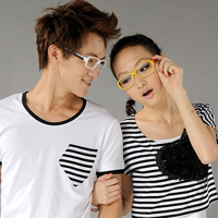 ϲ�������QQ����ͷ�� һ��һŮ����Ϊ��������ڵĽ�������