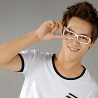 ϲ�������QQ����ͷ�� һ��һŮ����Ϊ��������ڵĽ�������