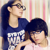 �氮���µ�QQ����ͷ��һ��һ�ң�������߳�һ������Ϸ