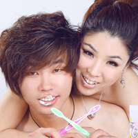 �������Ե�����ͷ��һ��һ�ң����ǵİ�Χ����һ��Բ��������