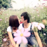 ������ͷ��QQ����ͷ��һ��һŮ��Ϊ��ĳ�����������������