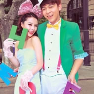 ������ͷ��QQ����ͷ��һ��һŮ��Ϊ��ĳ�����������������