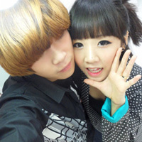 ��������QQ����ͷ�� һ��һŮ���ݰ������栎���İ���