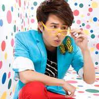 С��ȫ��ԭ��QQ����ͷ��һ��һŮ�������������ʱ�յ�����