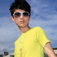 ��������������������ͷ������һ��ע������һ��