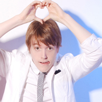 ϲ��������Ů��QQͷ�����£������Ѿ�����̫��ִ�ŵİ�