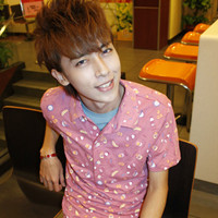 ���������QQ����ͷ�� һ��һŮ��һ���Ӷ������úù�