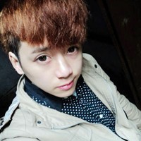 ����ϲ���ͺ�����ͷ��һ��һŮ�����Ӵ˶��㶼�Ǵ���˵