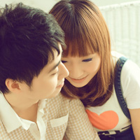 ����ǣ�ҷ���������ͷ��һ��һŮ���Ⱥ���˵���ҵĳ�ŵ