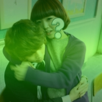 ���ɿ�Ұ��QQ����ͷ��һ��һŮ�������˽���Ψһ