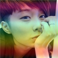 �����ṩ���ڽ���������QQͷ������һ�ԣ���һ�밮����