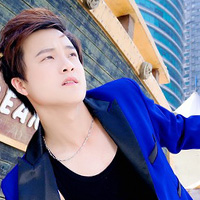 ����İ��QQ����ͷ��һ��һŮ�����������㲻�����뿪ʱ��