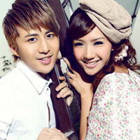 ���ǰ����ϵ�QQ����ͷ��һ��һ�ң�ע����һ����ֻ�������