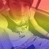 ���ǰ����ϵ�QQ����ͷ��һ��һ�ң�ע����һ����ֻ�������