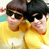 ���ǰ����ϵ�QQ����ͷ��һ��һ�ң�ע����һ����ֻ�������