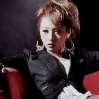 �·�İ�QQ���¸���ͷ������һ�ԣ����ڰ����й���