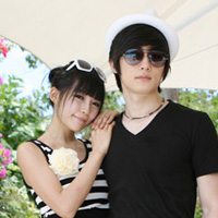 �׽���ĺ�������������ͷ��һ��һŮ������������İ�����