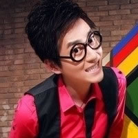 �����Դ���Ц������ͷ�� ��������٩Ц�ݰ����л���