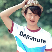 ����������νqq����ͷ�� һ��һŮ����һ��·���Ҹ�������