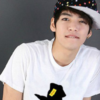 �����Ҹ�ѧ��ʱ��qq����ͷ�� һ��һŮ�������ľ�ϲ����ϣ��