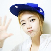 ��������������Ե�ͷ�񡢹̶�ֻ�����ڵڶ�������