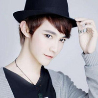 �������Ҹ����º���ͷ�񡢸ߵ������ഺ����Ϊ����