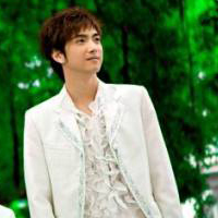 Խ��ֱ�����¸���ͷ��