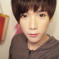 �����а�����qq����ͷ��һ��һŮ��Ϊ������ֻҪ�㹻���־���