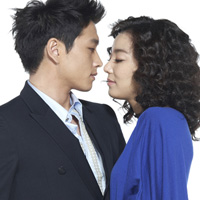 ���л���ʽ���±���ͷ��һ��һŮ���ʺ������Ǽ�