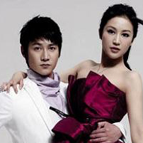 ���˱���Ҳ��������ͷ��һ��һŮ��Զ��������һ����