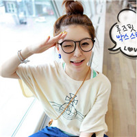 ���������º�qq����ͷ��һ��һŮ�����������ӻ��к�