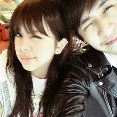 N������qq����ͷ�� һ��һŮ����ֻΪ�㳪�ĸ�