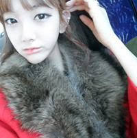 �������ÿ�Ů��ͷ�� ���е��յ���վ����