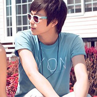 ���������۵�qq����ͷ��һ��һŮ����Ϊ�������ճɾ���