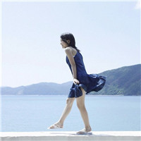 �������µ����⾳����������Ů��ͷ��