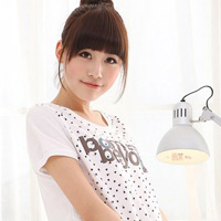 �������������ɰ�Ů������ͷ��΢Цȫ�г���ԭ�¹�ȥ�Ĳ���