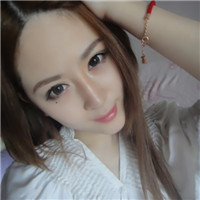 ϲ���崿�ɰ�����һ��QQŮ��ͷ����������