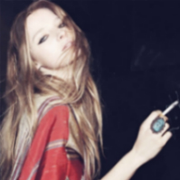 ������ڰ׵��������׺ɫ�� 