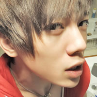 �����ڴ�������ͷ�񣺰���Ϊİ���˵���